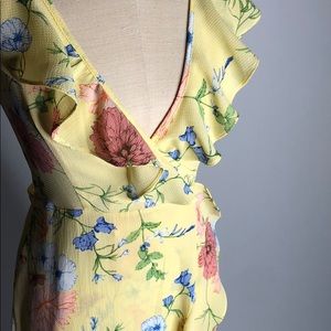 DONNA MORGAN floral wrap dress